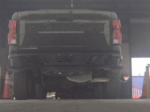 Used 2023 Chevrolet Colorado W/T RWD image 8