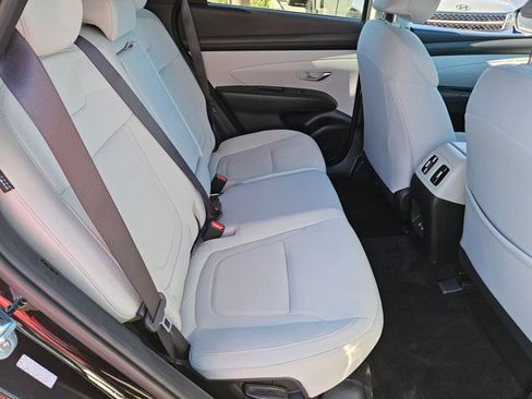 Certified 2025 Hyundai Tucson SEL image 18