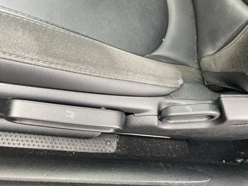 Certified 2024 MINI Cooper SE image 20