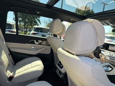 New 2026 Mercedes-Benz GLS 450 4MATIC image 35