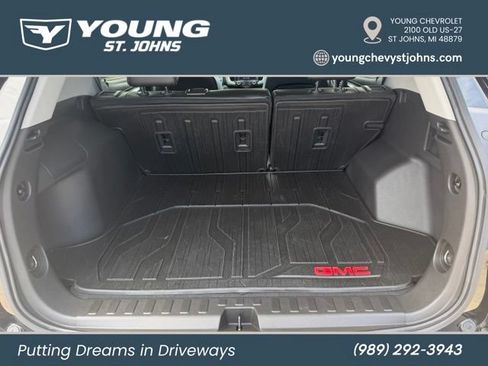 Used 2024 GMC Terrain SLT w/ LPO, Floor Liner Package AWD/4WD image 37