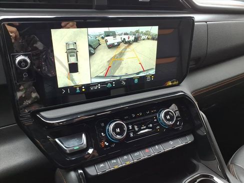 Used 2023 GMC Sierra 1500 AT4 w/ AT4 Premium Package image 29