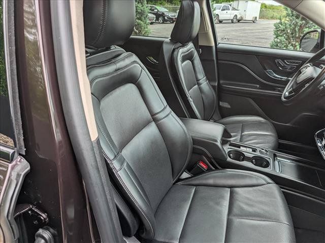 Certified 2023 Lincoln Corsair Reserve w/ Equipment Group 201A AWD/4WD image 14