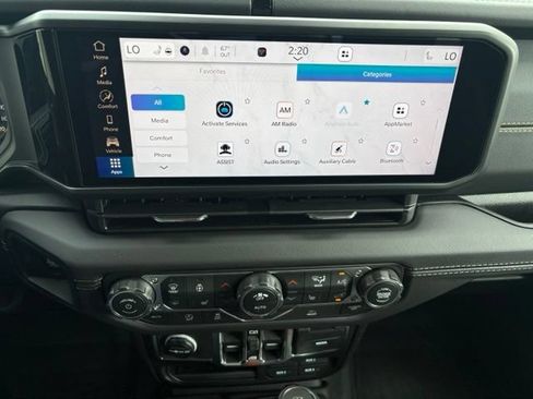 New 2026 Jeep Gladiator Sport AWD/4WD image 27
