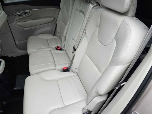 Certified 2023 Volvo XC90 T8 Plus w/ Protection Package Premier image 17