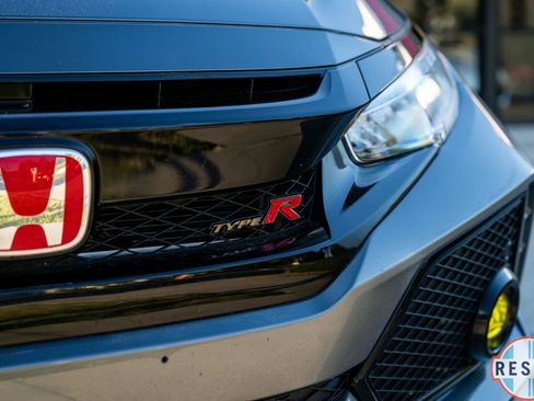 Used 2019 Honda Civic Type R image 40