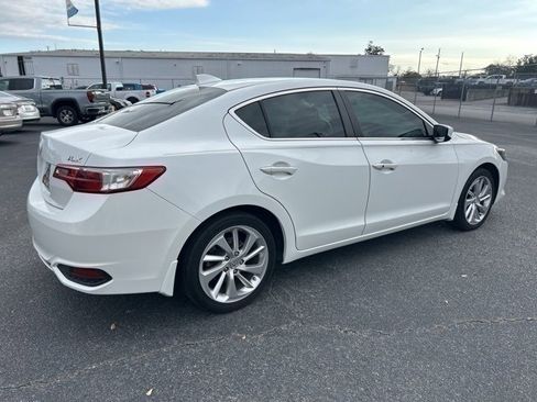 Used 2016 Acura ILX image 4