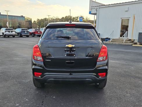 Used 2020 Chevrolet Trax LS w/ Tint and Cruise Package image 16