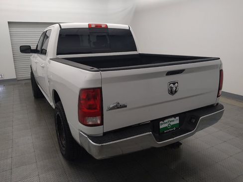 Used 2020 RAM 1500 Classic SLT w/ Luxury Group AWD/4WD image 6