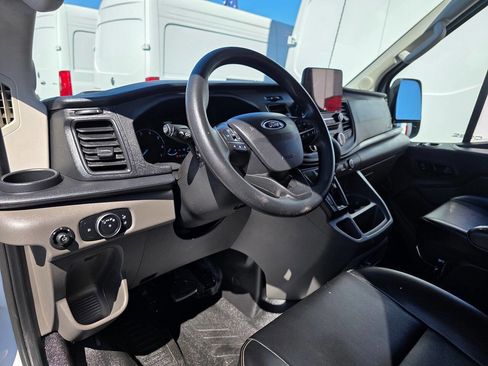Used 2020 Ford Transit 250 Medium Roof w/ Load Area Protection Package image 18