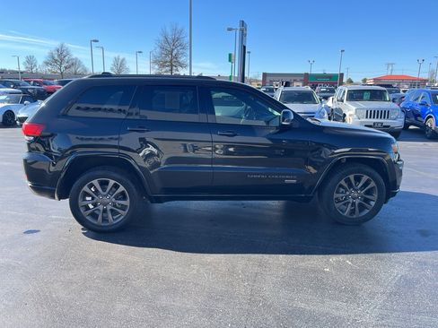 Used 2016 Jeep Grand Cherokee Limited 75th Anniversary image 6