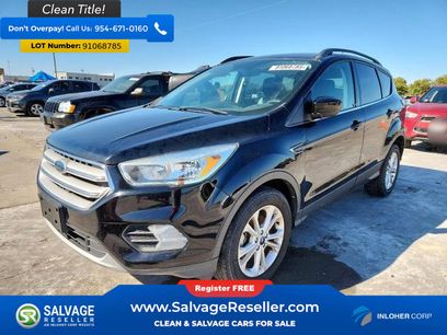 Used 2018 Ford Escape SE w/ SE Sync 3 Package