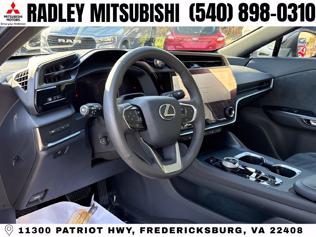 Used 2023 Lexus RZ 450e Premium w/ Cold Area Package AWD/4WD image 4