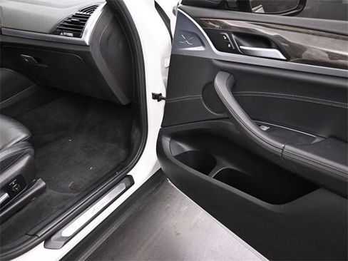 Used 2020 BMW X4 xDrive30i w/ Convenience Package image 25