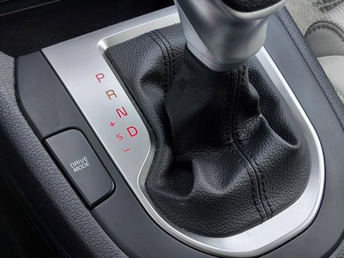 Certified 2023 Kia Forte LXS FWD image 18