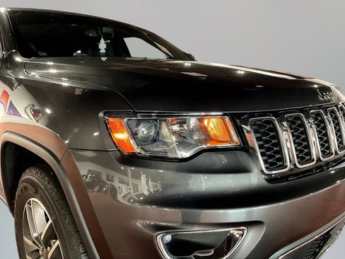 Used 2021 Jeep Grand Cherokee Limited AWD/4WD image 33