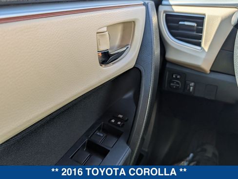 Used 2016 Toyota Corolla LE FWD image 23