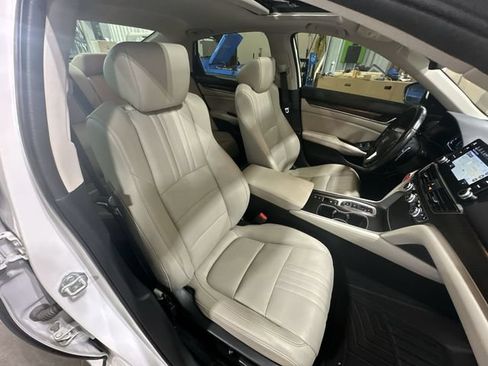 Used 2022 Honda Accord Touring image 32