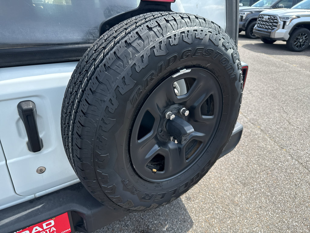 Used 2023 Jeep Wrangler Unlimited Sport AWD/4WD image 13