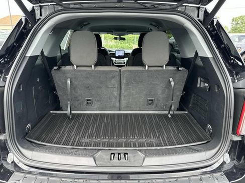 Certified 2024 Ford Explorer XLT AWD/4WD image 10