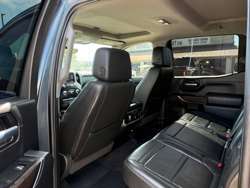 Used 2020 GMC Sierra 1500 Denali w/ Denali Ultimate Package AWD/4WD image 16