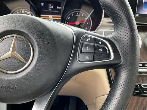 Used 2019 Mercedes-Benz GLC 300 image 26