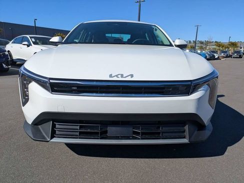 New 2025 Kia K4 EX image 8