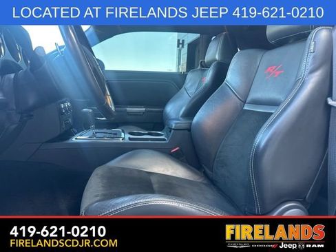 Used 2014 Dodge Challenger R/T image 5