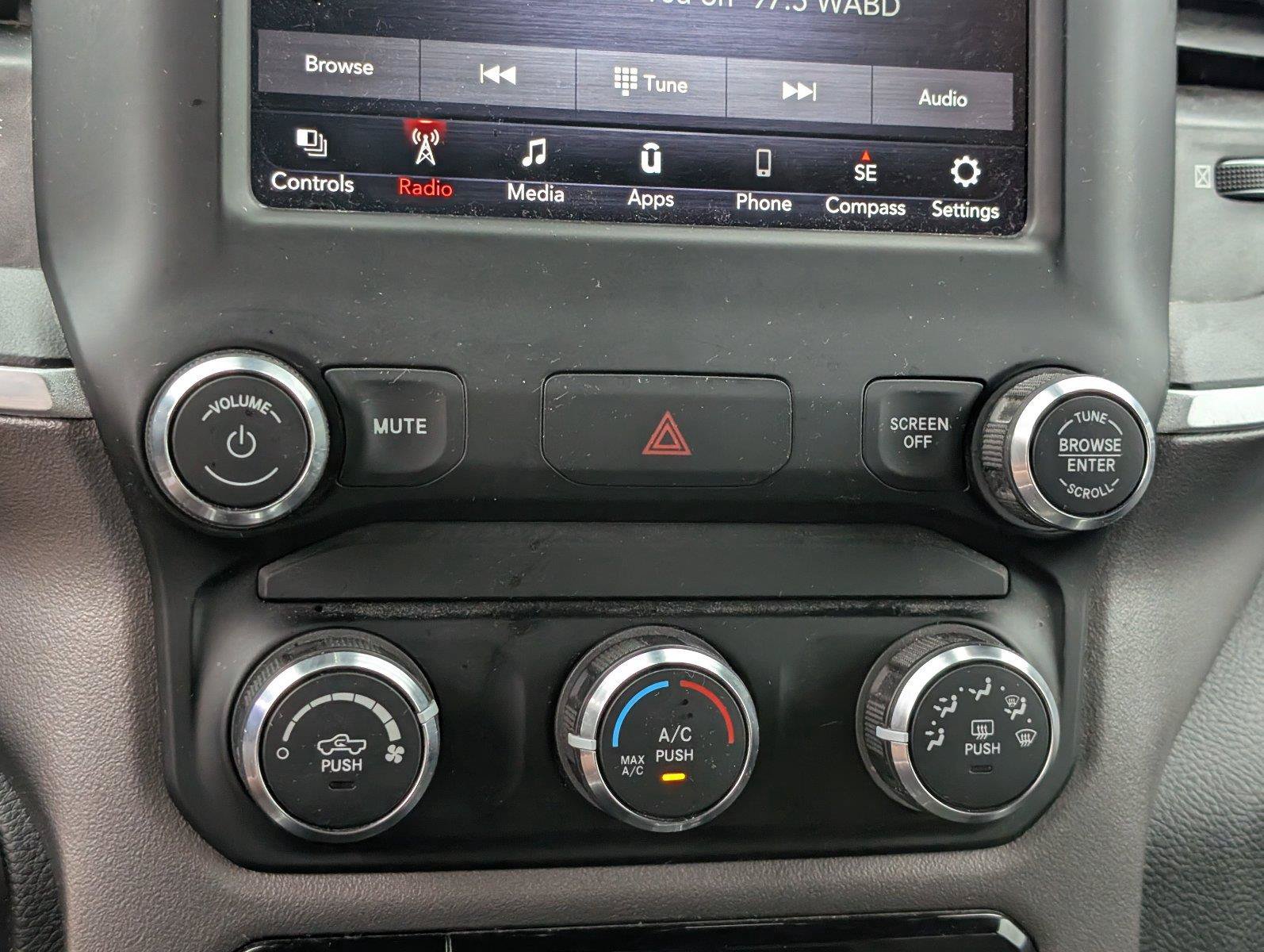 Used 2020 RAM 1500 Big Horn RWD image 19