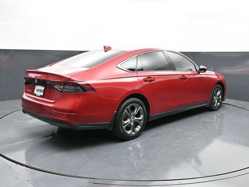 Used 2023 Honda Accord EX image 3