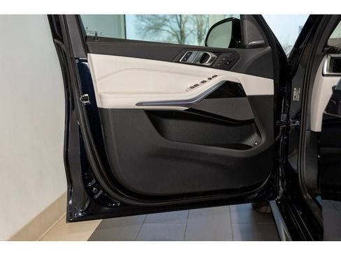 New 2026 BMW X5 xDrive50e w/ M Sport Package image 52