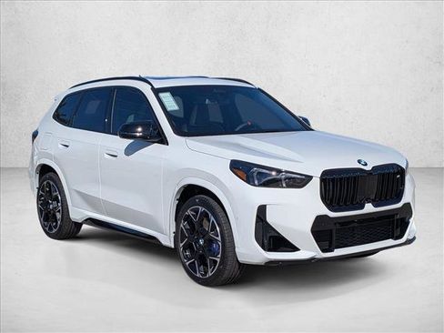 Used 2026 BMW X1 M35i w/ Technology Package image 2