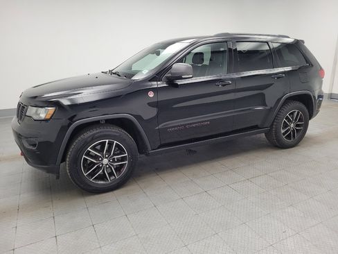 Used 2017 Jeep Grand Cherokee Trailhawk w/ Jeep Active Safety Group AWD/4WD image 2
