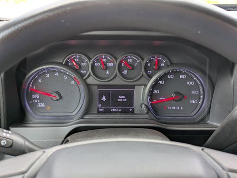 Used 2022 Chevrolet Silverado 1500 Custom image 22