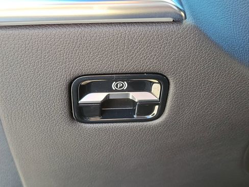 Certified 2023 Mercedes-Benz S 500 4MATIC image 28