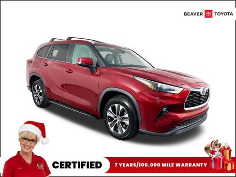 Used 2023 Toyota Highlander XLE image 1