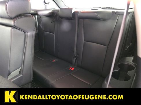 Used 2025 Toyota Highlander XLE image 20