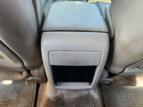 Used 2005 Subaru Outback 3.0R AWD/4WD image 25