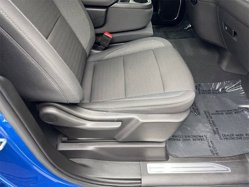 Used 2024 Chevrolet Silverado 1500 LT image 43