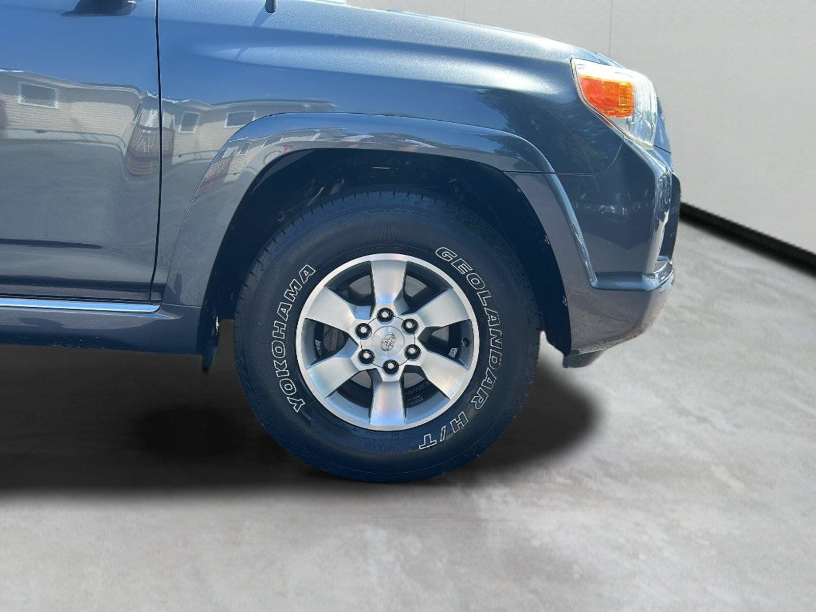 Used 2012 Toyota 4Runner SR5 RWD image 29