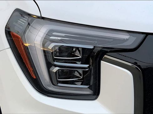 New 2026 GMC Terrain AT4 AWD/4WD image 13