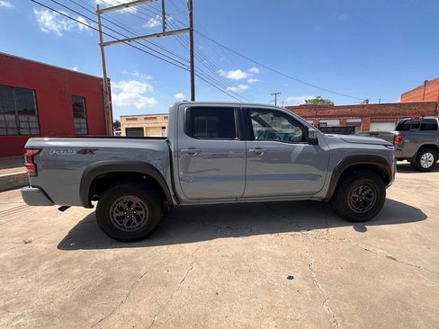 Certified 2025 Nissan Frontier PRO-4X w/ Pro Convenience Package AWD/4WD image 9