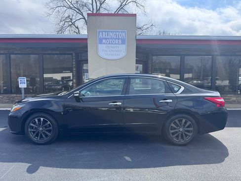 Used 2016 Nissan Altima 2.5 SL w/ 2.5 Technology w/LED Package FWD image 1