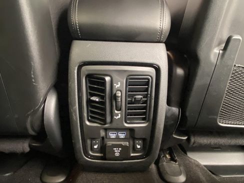 Used 2022 Dodge Durango GT AWD/4WD image 14