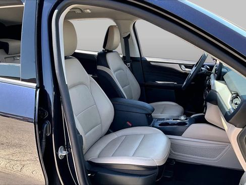 Certified 2021 Ford Escape SEL FWD image 9