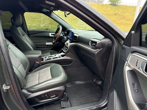 Used 2023 Ford Explorer Timberline w/ Timberline Technology Package AWD/4WD image 32
