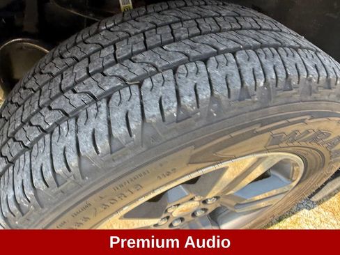 Used 2016 Chevrolet Colorado LT AWD/4WD image 12