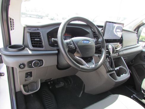 Used 2026 Ford Transit 350 XLT RWD image 12