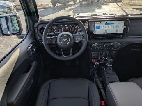 New 2026 Jeep Wrangler Unlimited Rubicon AWD/4WD image 15