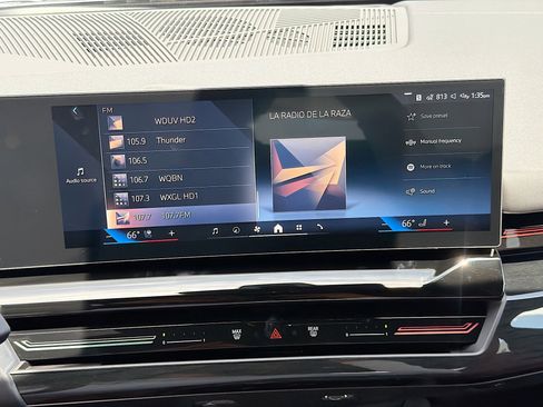 New 2026 BMW 530i xDrive w/ M Sport Package image 31